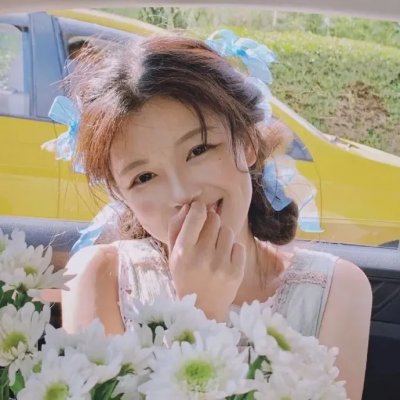 春花娇美可人儿
